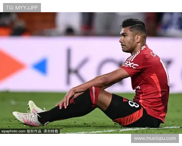 曼联离队卡塞米罗或加盟梅罗球队